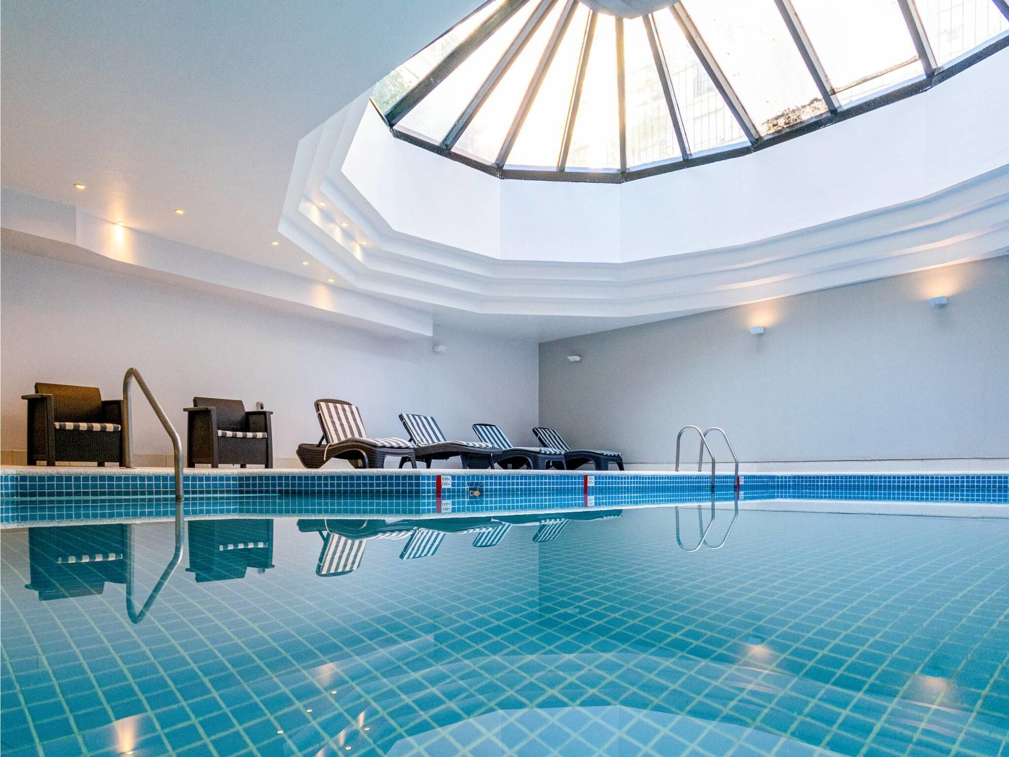 Indoor pool, lifeguards on site