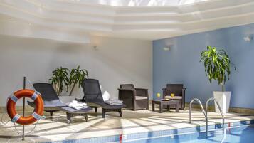 Indoor pool, lifeguards on site