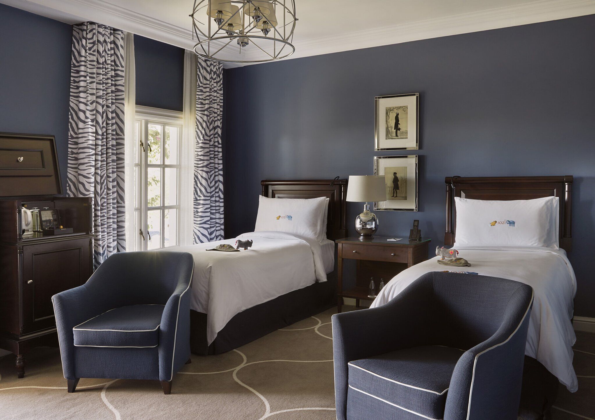 Egyptian cotton sheets, premium bedding, down duvets, pillow-top beds
