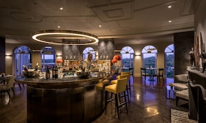 2 bars/lounges, poolside bar
