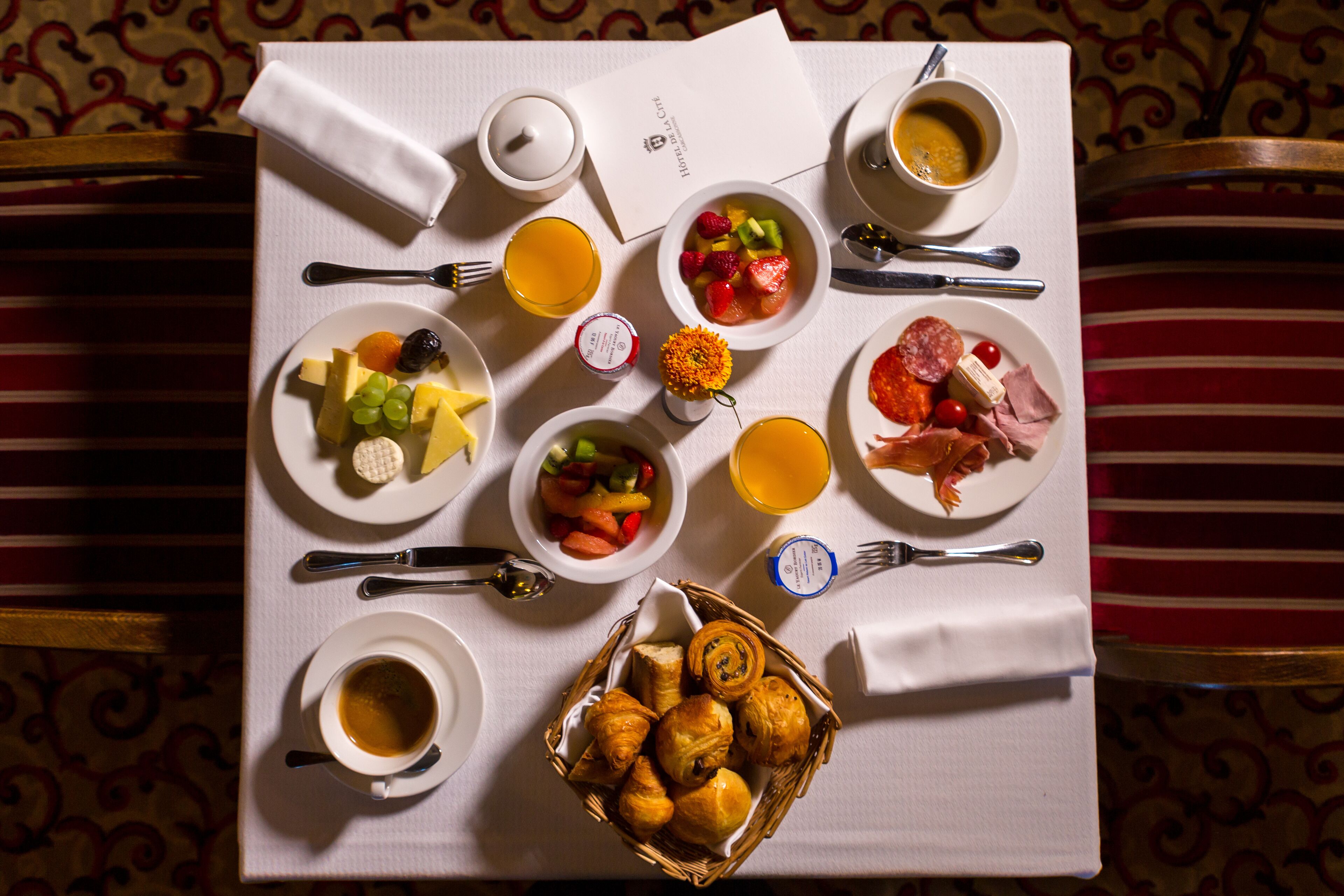 daily buffet breakfast (eur 30 per person)