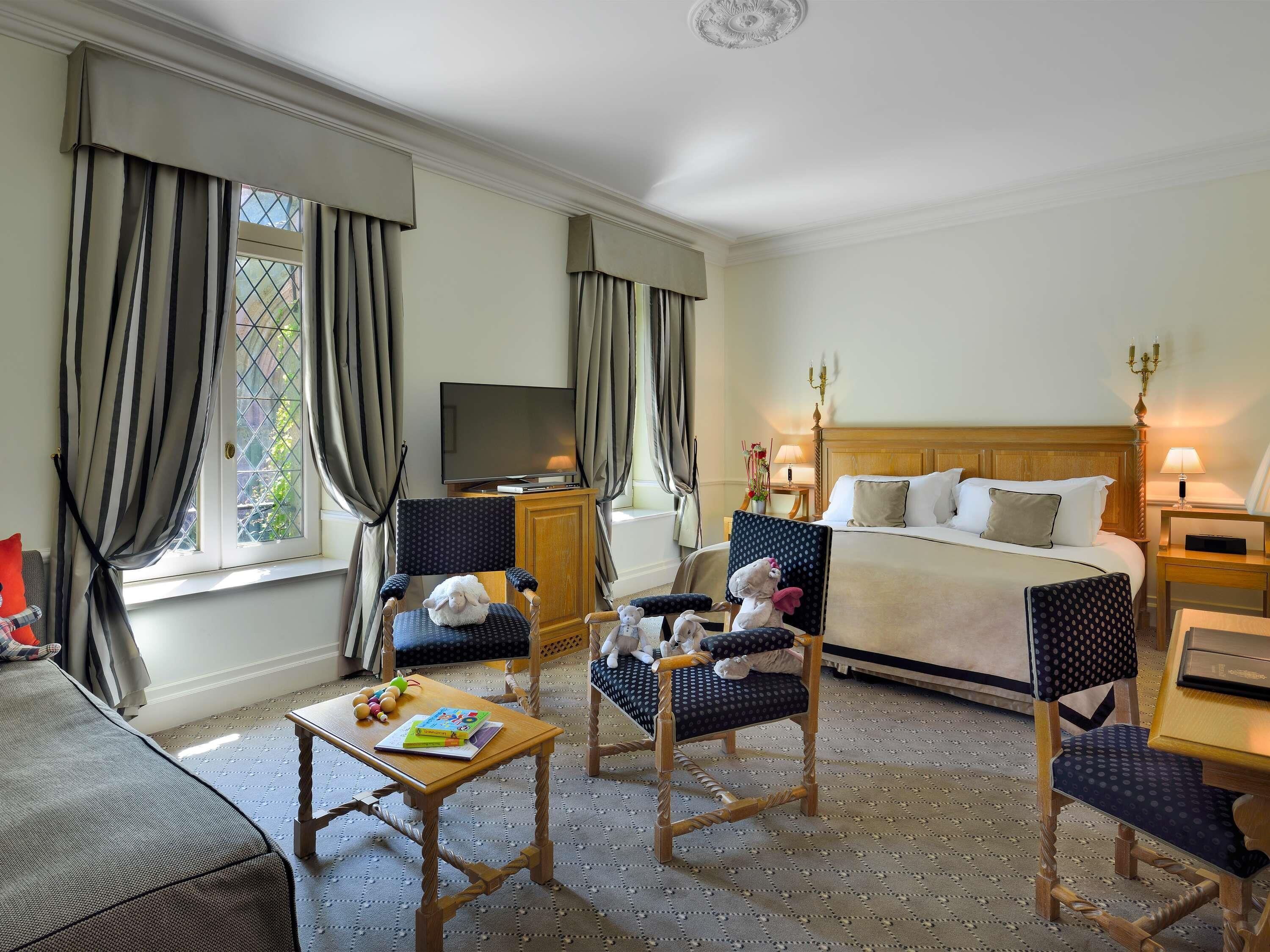 Family Room, Multiple Beds