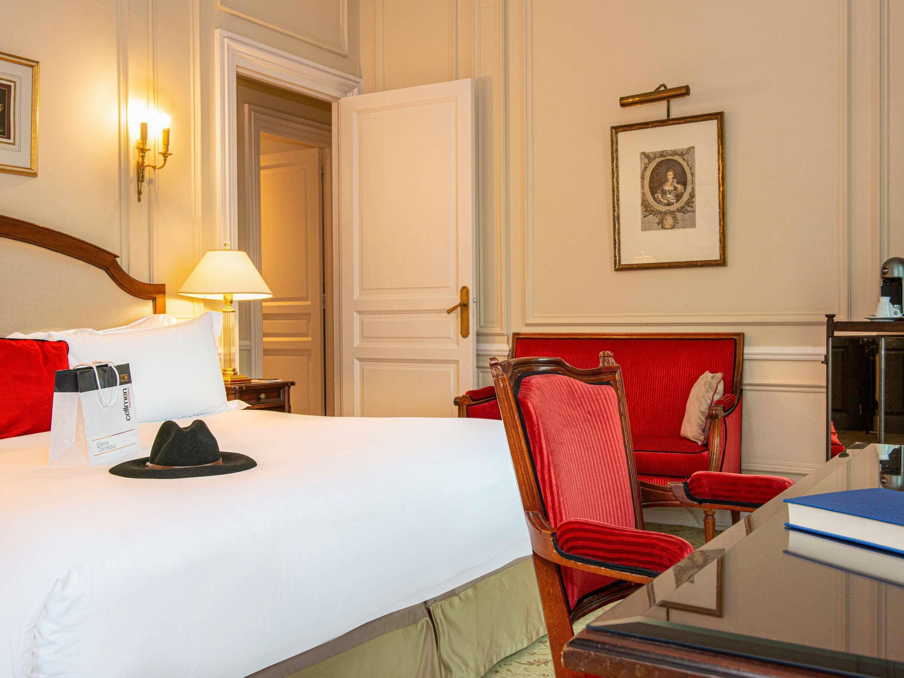 Suite, 1 King Bed