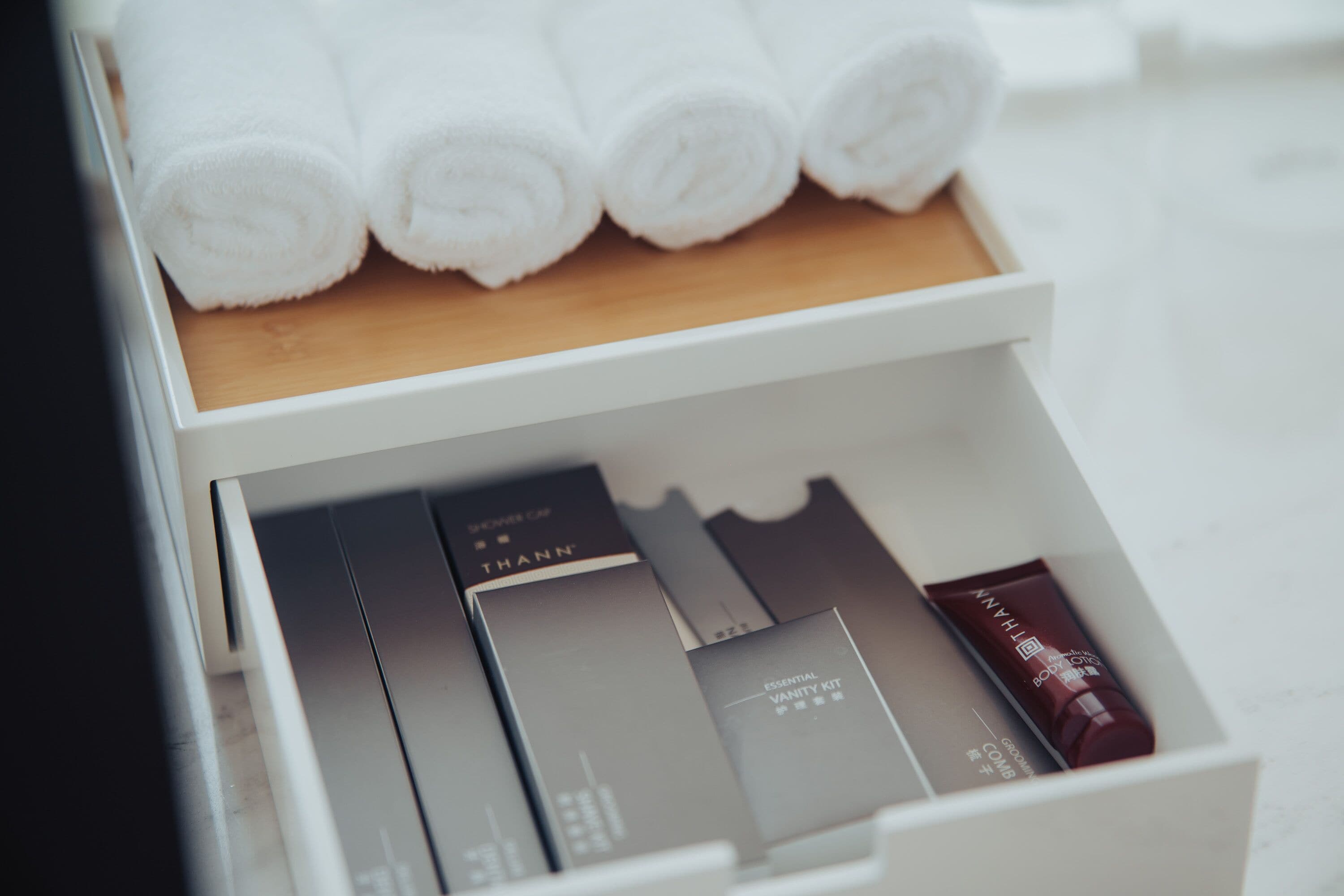 separate bathtub and shower, rainfall showerhead, free toiletries