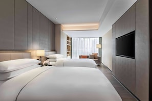 Apartment, 3 Schlafzimmer | Wohnzimmer | 50-Zoll-LCD-Fernseher mit Satellitenempfang, Fernseher