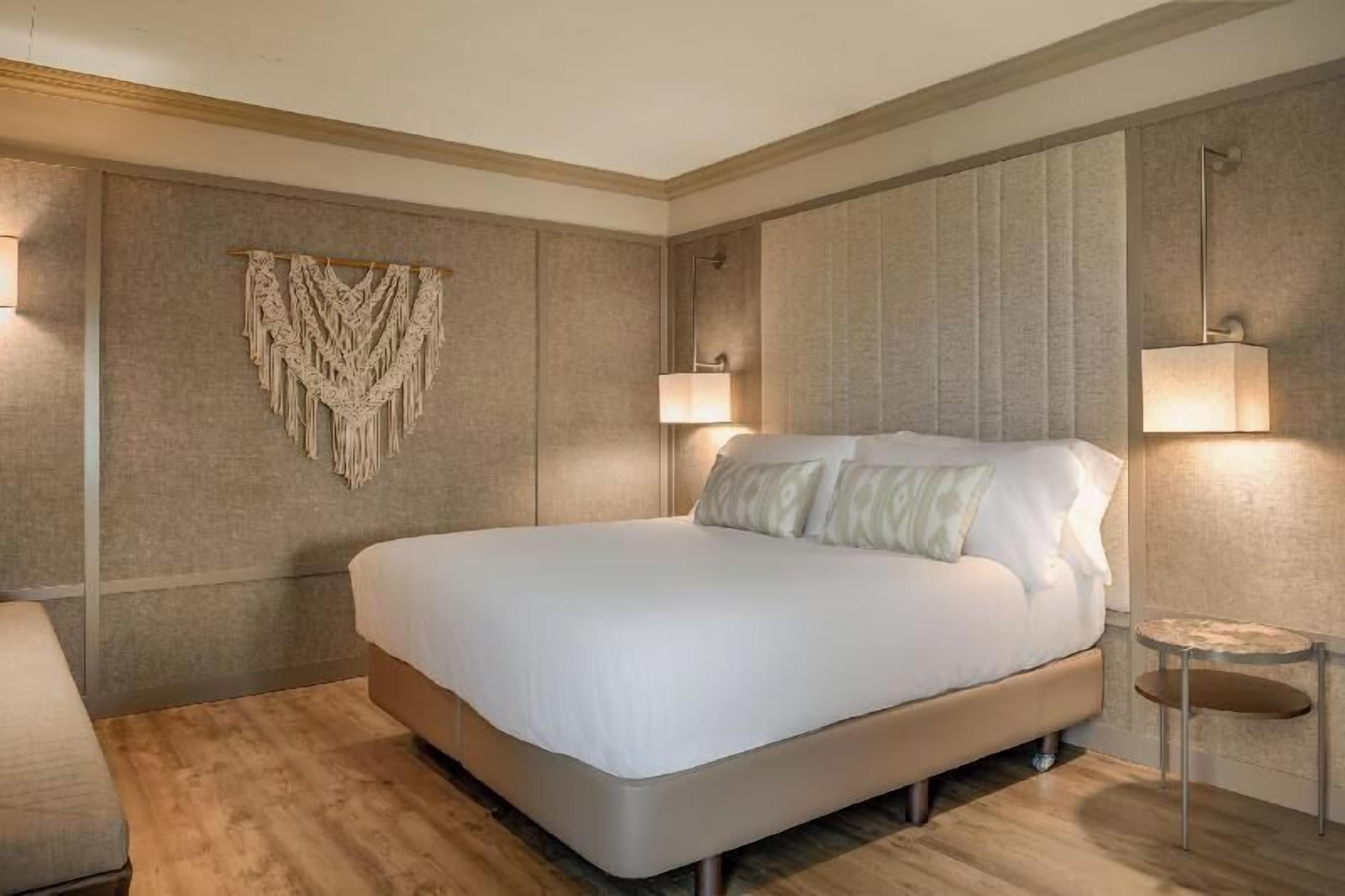 Hypo-allergenic bedding, minibar, in-room safe, individually decorated