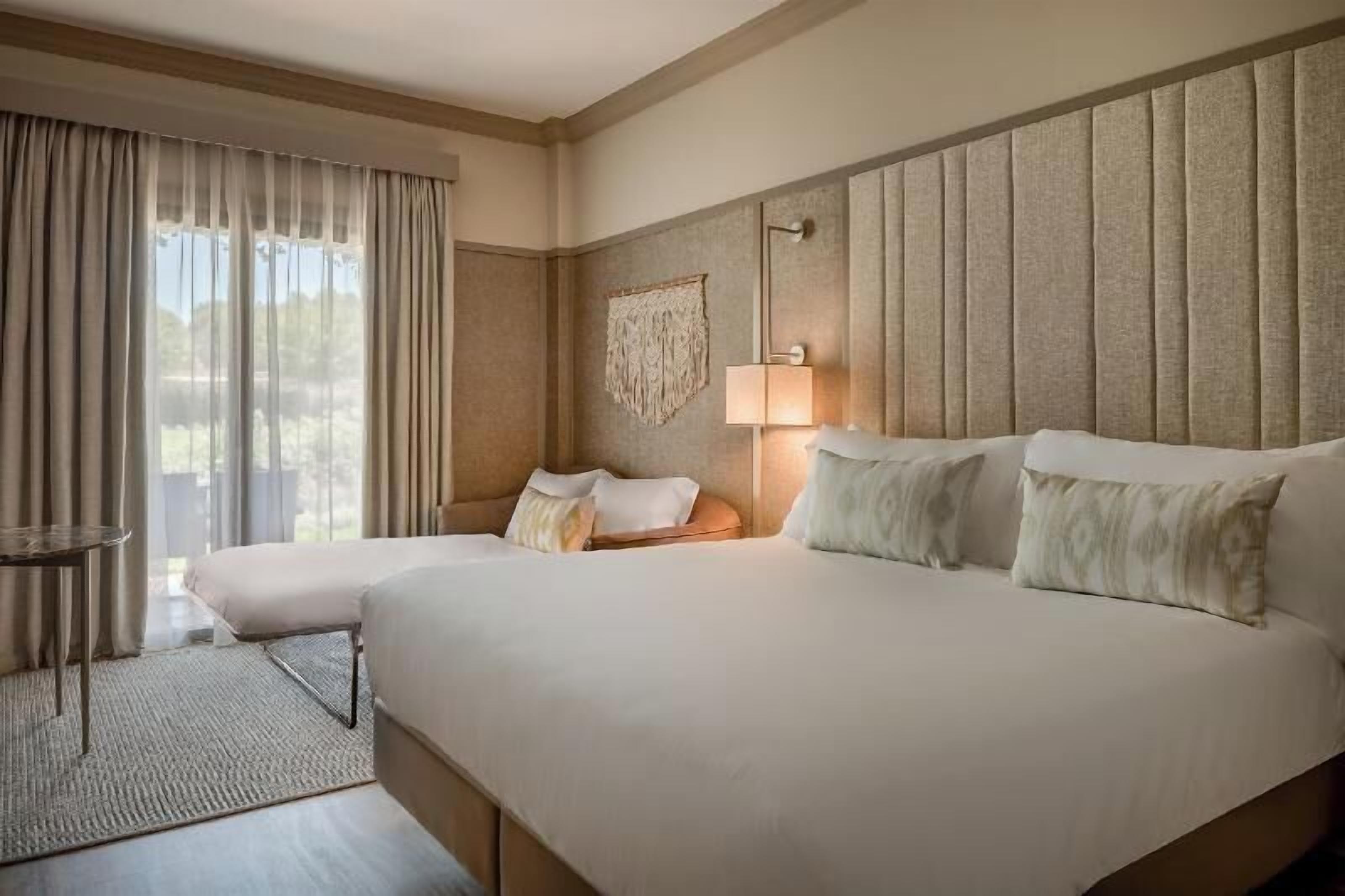 Hypo-allergenic bedding, minibar, in-room safe, individually decorated