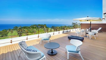 Minibar, in-room safe, desk, blackout drapes