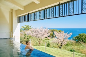 Hot springs - Kawana Hotel (Ito)