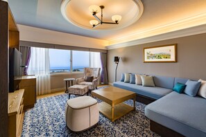 Ocean View Suite - Non-Smoking