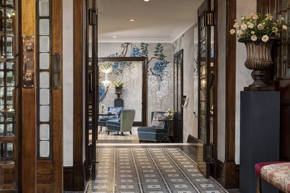 Brown's Hotel, a Rocco Forte hotel by null