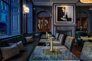 Bar (en el alojamiento)