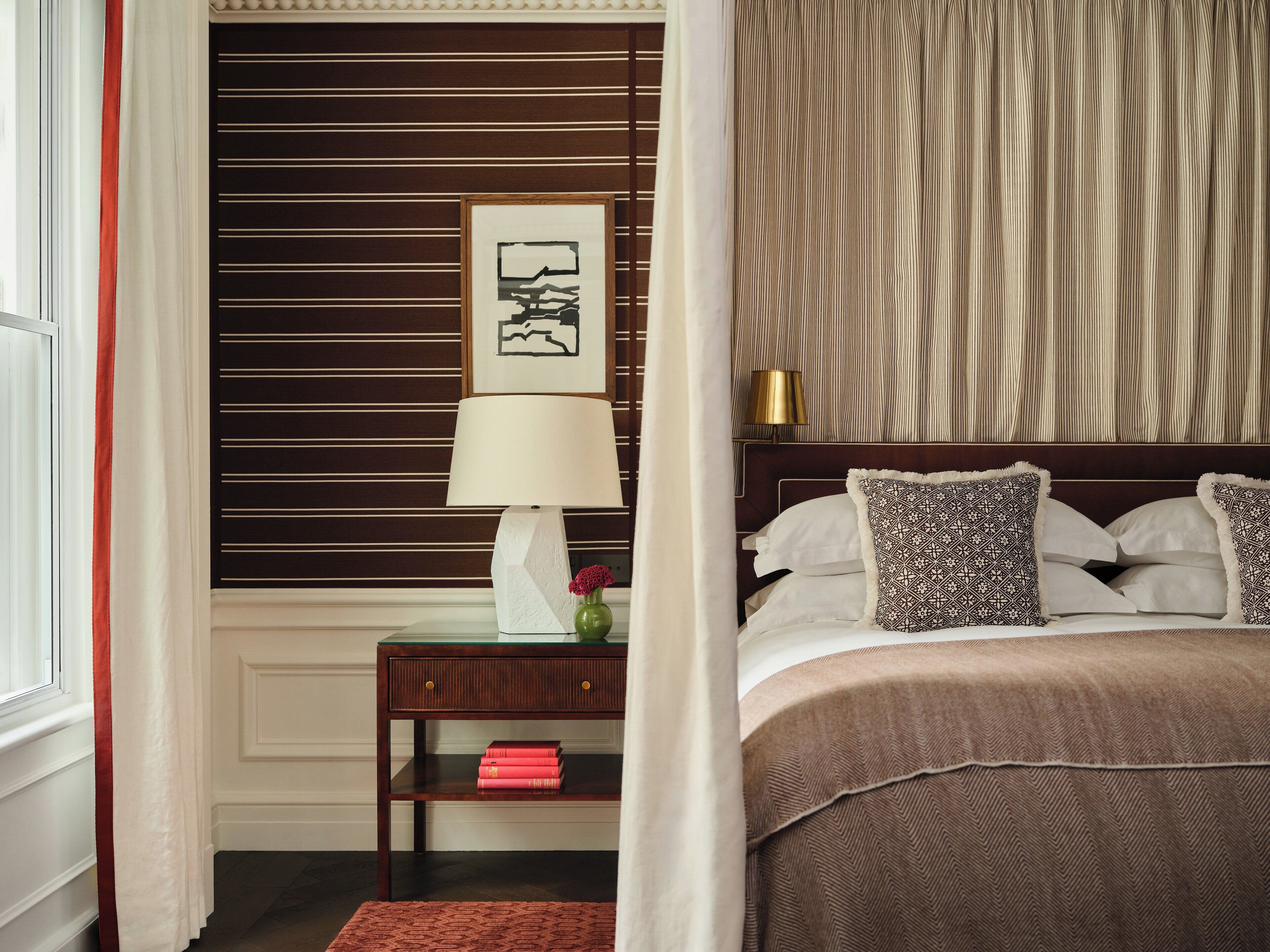 1 bedroom, egyptian cotton sheets, premium bedding, down duvets