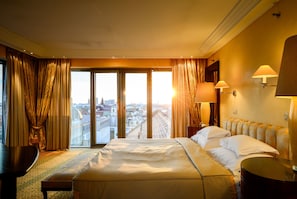 Presidential Suite (Panoramic)