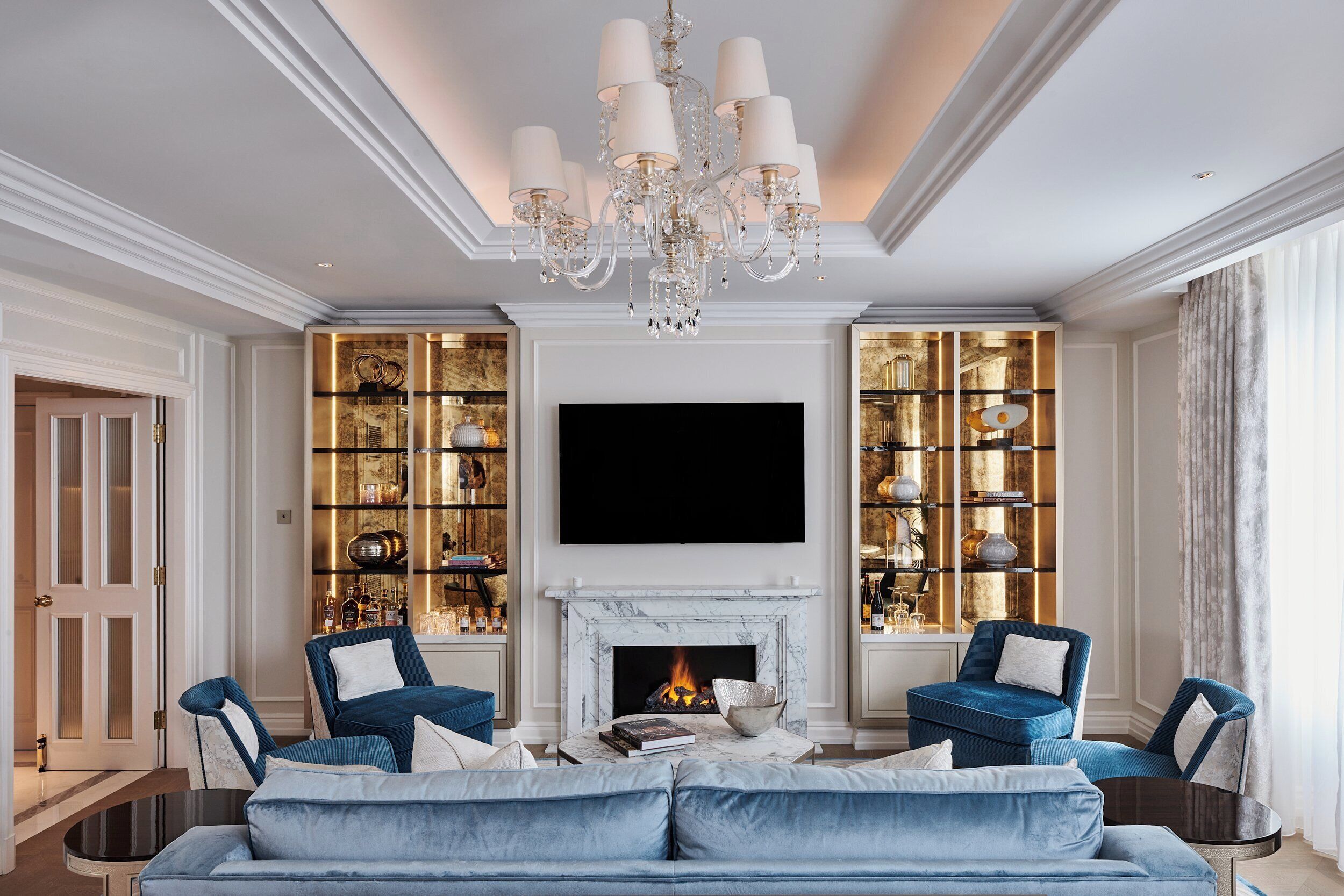 저자극성 침구, 미니바, 객실 내 금고, 책상