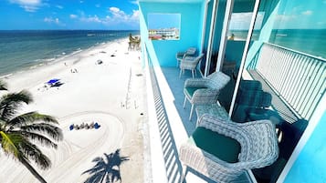 Suite with King Bed, Beachfront, Balcony | Terrace/patio