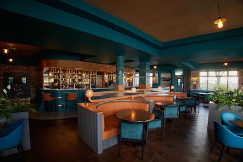 Bar (in der Unterkunft)