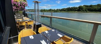 Waterford Marina Hotel