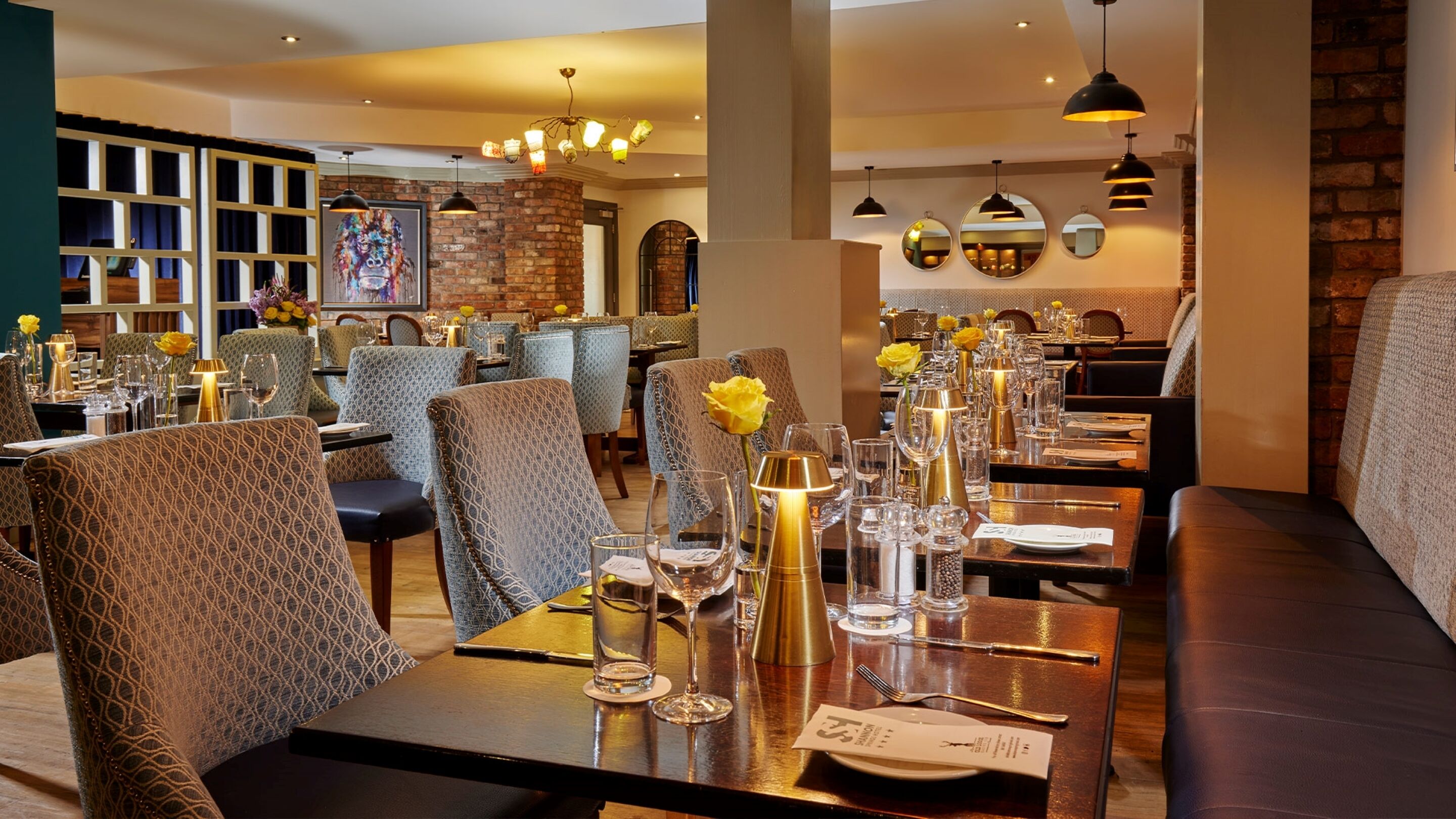 Breakfast, lunch and dinner served