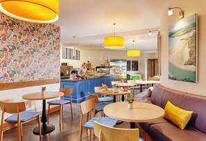 Coffee shop