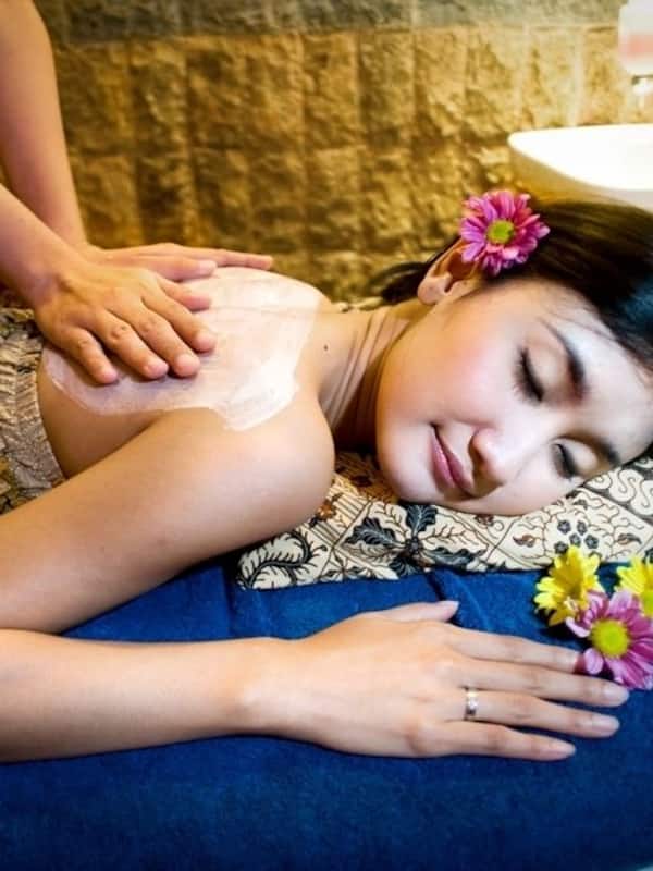 Body treatments, facials, massage/treatment rooms