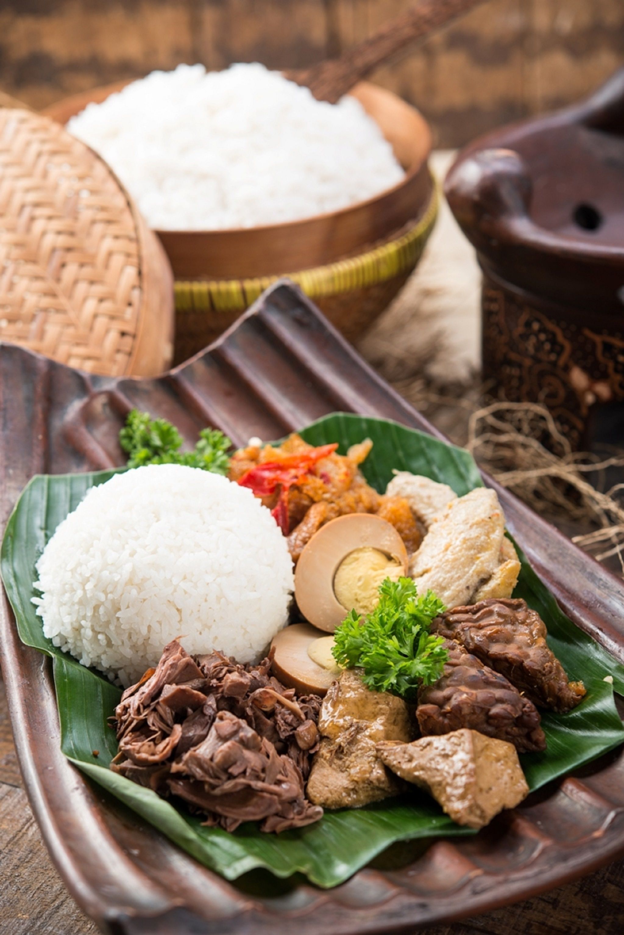 Makanan dan minuman