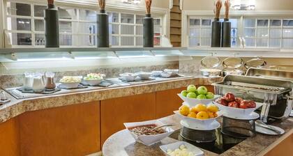 Edmonton Inn and Conference Centre