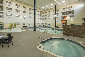 Piscine couverte