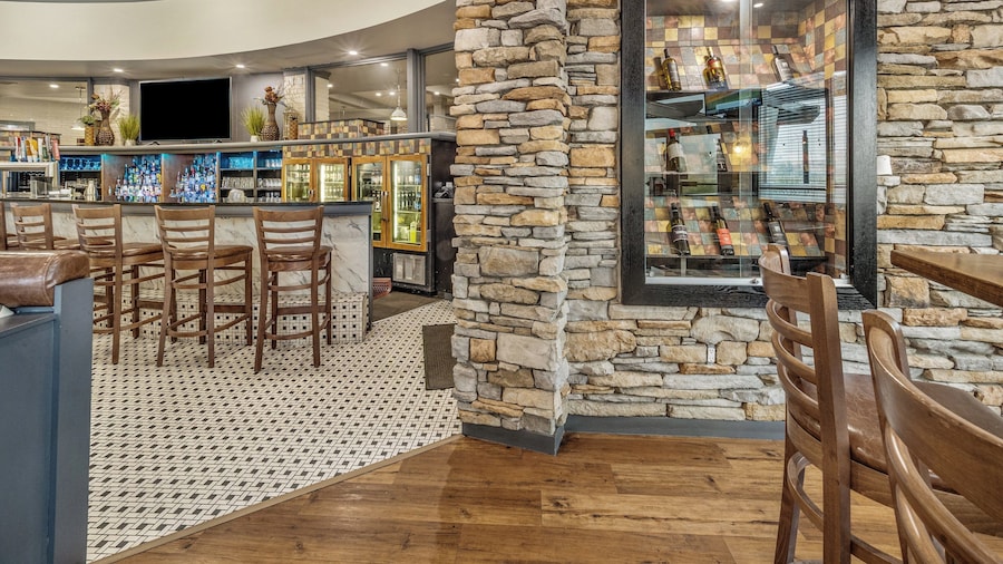 Holiday Inn Lethbridge by IHG