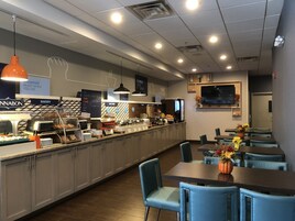 Desayuno buffet incluido todos los días 