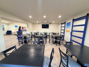 Desayuno continental incluido todos los días 