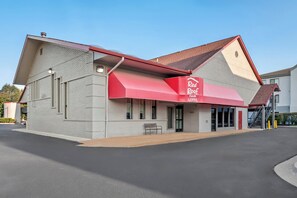 Exterior - Red Roof Inn Ann Arbor - U of Michigan South (Ann Arbor)