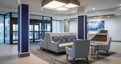 Holiday Inn Express Dallas Medical-Market Center by IHG