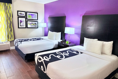 La Quinta Inn & Suites by Wyndham Orlando Universal area