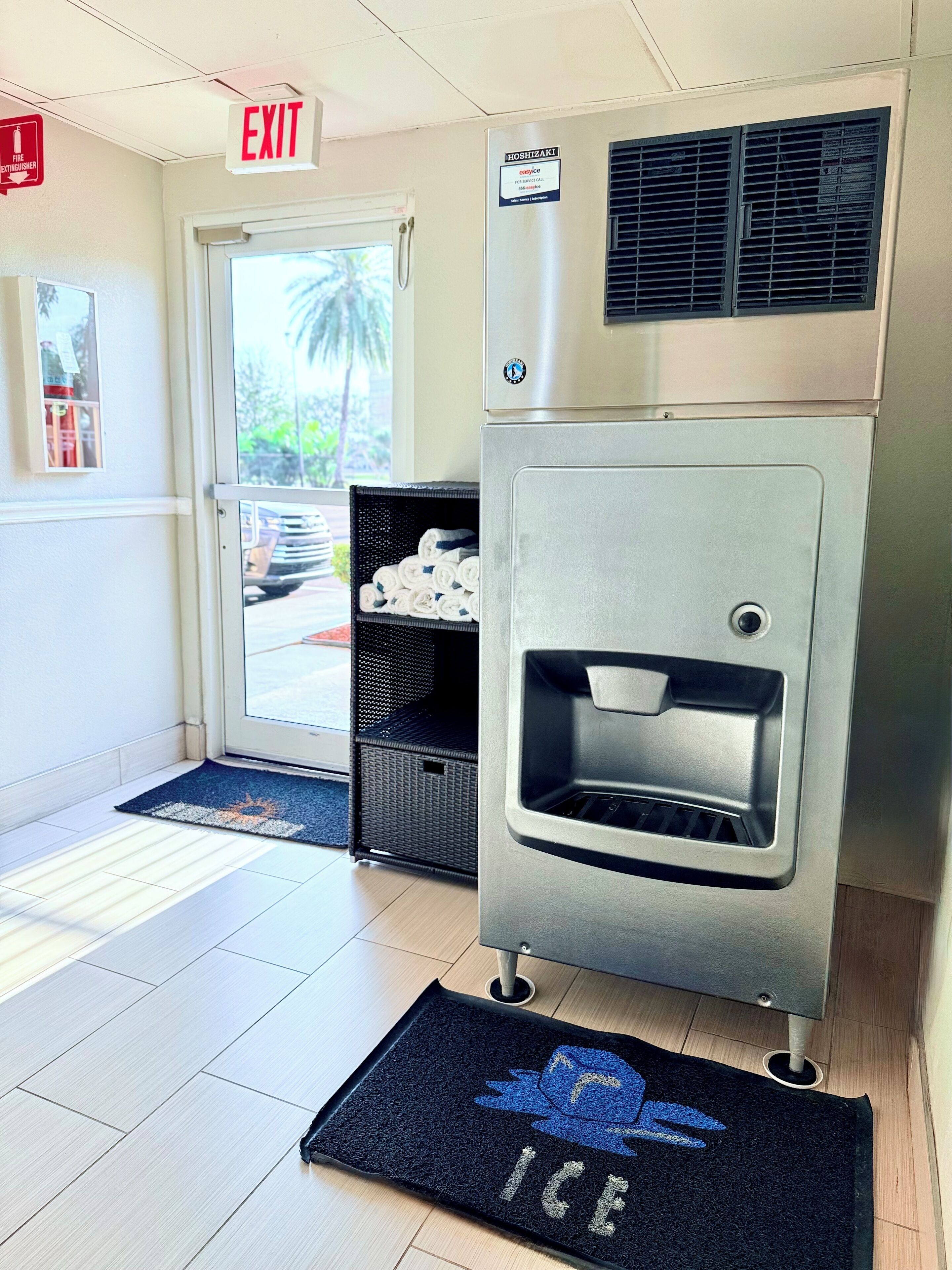 Photo - La Quinta by Wyndham Orlando Universal area - Free Shuttle to Universal