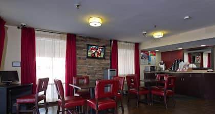 Red Roof Inn Corpus Christi South