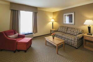 Flat-screen TV - Mountain Retreat Hotel (Squamish)