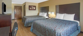 Days Inn by Wyndham Le Roy/Bloomington Southeast