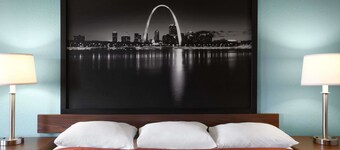 Super 8 by Wyndham Fairview Heights-St. Louis