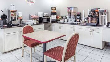 Desayuno continental incluido todos los días