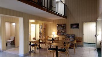 Petit déjeuner à emporter compris tous les jours