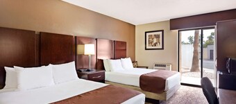 Super 8 by Wyndham Chandler Phoenix