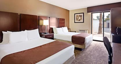Super 8 by Wyndham Chandler Phoenix