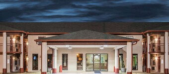 Super 8 by Wyndham Malvern