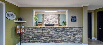 Super 8 by Wyndham Malvern