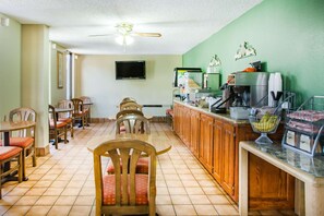 Frokost på farten er inkludert hver dag