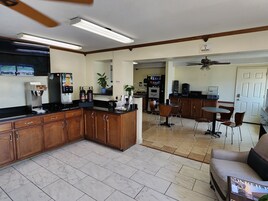 Desayuno de autoservicio incluido todos los días 