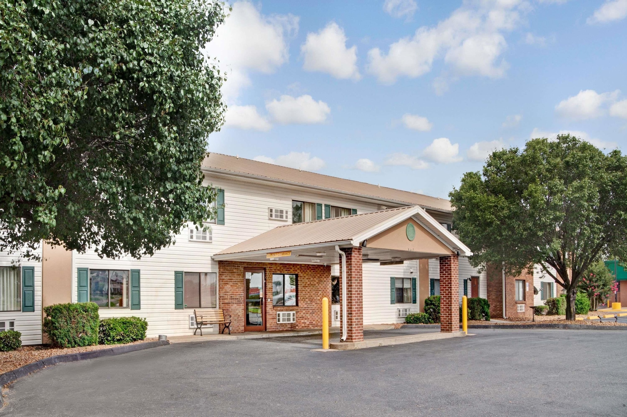 2 Star Hotels