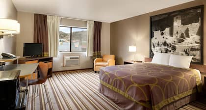 Super 8 by Wyndham Durango