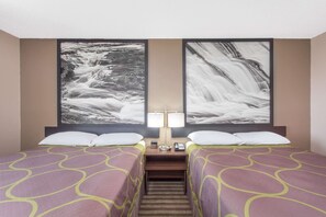 Bureau, fer et planche à repasser, Wi-Fi gratuit, draps fournis